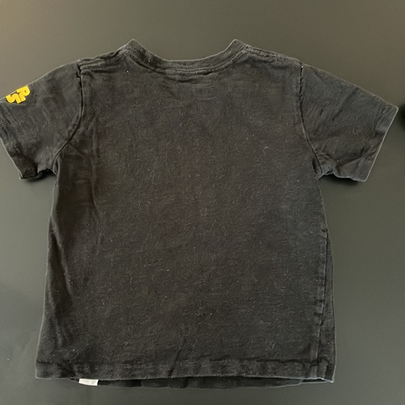 Glow in the Dark Gap Star Wars T-shirt. - Picture 2 of 4